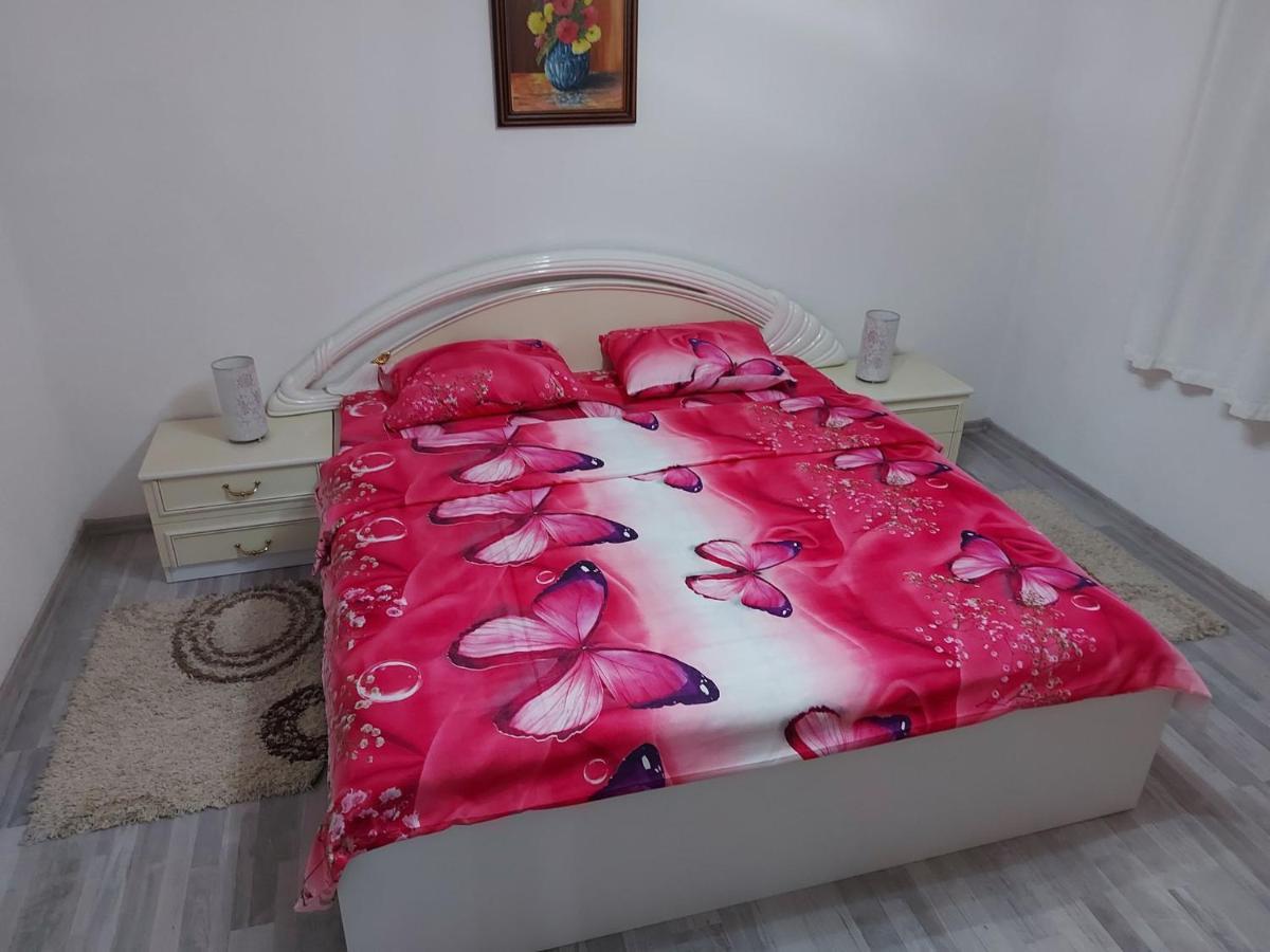 Apartman Dino Apartment Сараево Екстериор снимка
